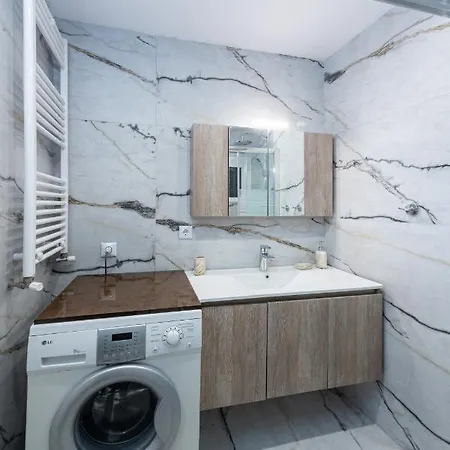 Apartment Luxury Downtown E1