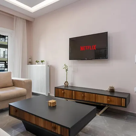 Luxury Downtown E1 *