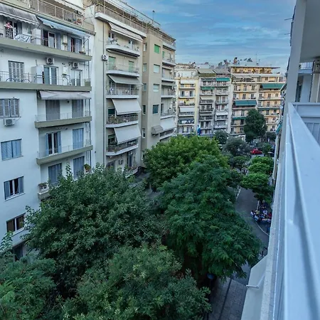 Luxury Downtown * Thessaloniki