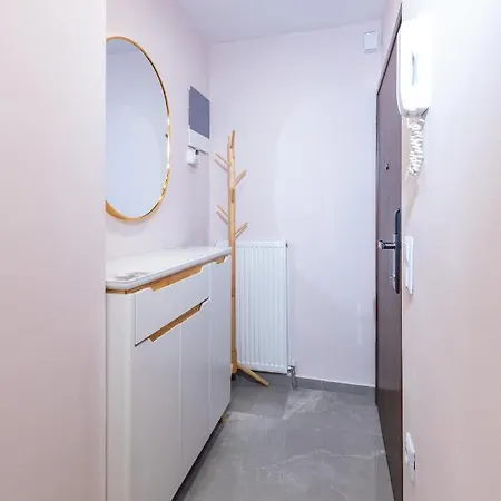 Luxury Downtown * Salonic