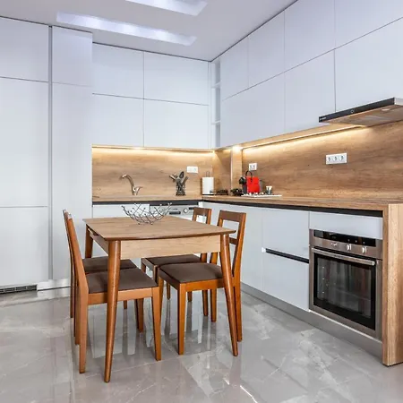 Luxury Downtown E1 * Thessaloniki